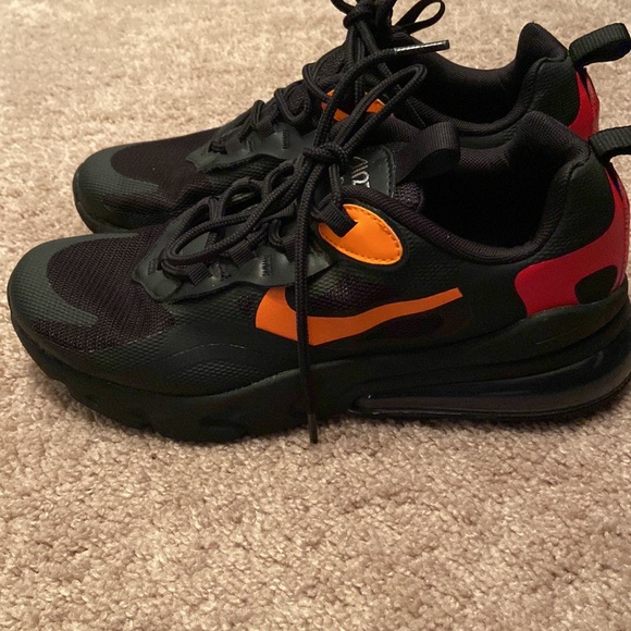 Nike React 270 - Picture 4 of 4